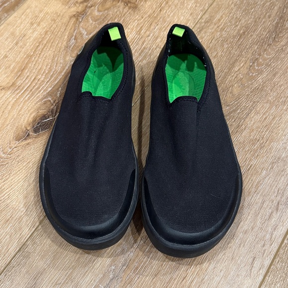 Oofos OOmg eeZee Slip-On Sneakers Women’s Size 8.5 - Picture 5 of 7